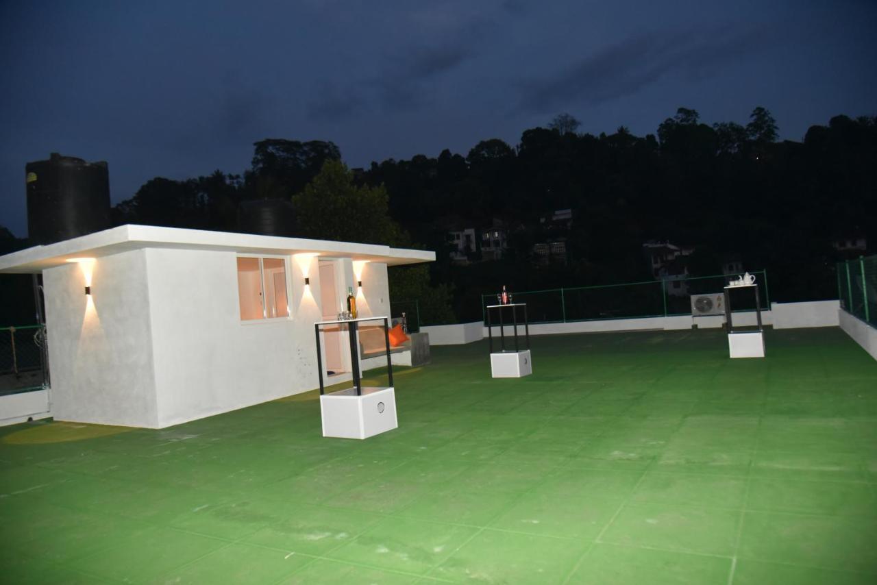 Everdew Kandy Exterior photo